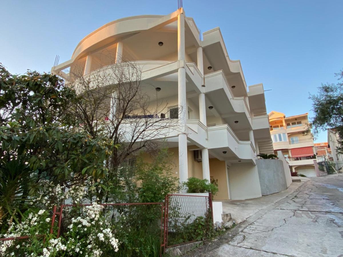 Dajkovic Apartmani Bar Exterior foto